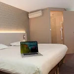 Brit Hotel Avignon Sud Le Calendal
